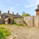 Apartment With Garden 4 Stop To Holland Park